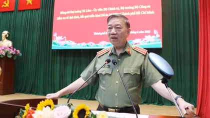 HCMC seeks solutions for Scheme 06