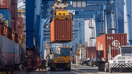 World Bank lowers Vietnam growth forecast to 5.3 pct