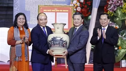 State President attends celebration of 200th birth anniversary of blind poet