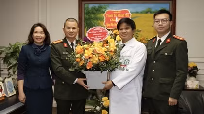 CAND Newspaper congratulates medical workers on Vietnamese Doctors’ Day