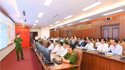 NA deputies visit the National Population Database Center