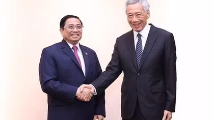 Vietnam, Singapore agree to promote high-level visits