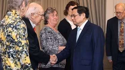 PM has meetings with friends of Vietnam in US