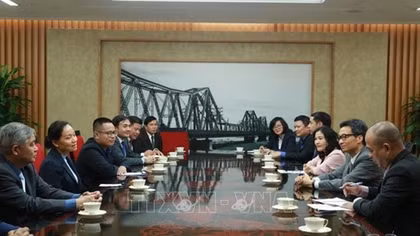 Deputy PM pushes for strong labour cooperation between Vietnam and Laos