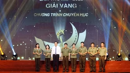 Outstanding broadcasts win 13th Public Security Television and Radio Festival