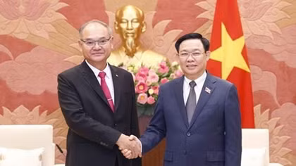 NA Chairman receives First Vice President of Thai Senate