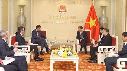 Minister To Lam receives EEAS Managing Director for Asia and the Pacific