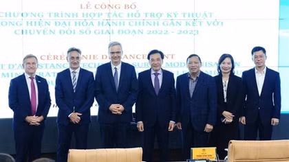 France helps Vietnam with administrative modernisation