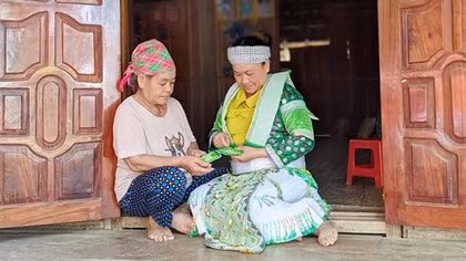 Hmong people living in Central Highlands preserve traditional identity