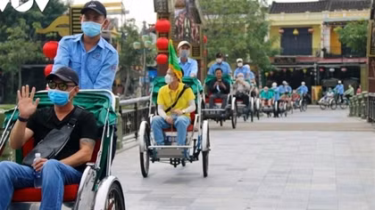Easing visa policy key to boosting international tourist numbers