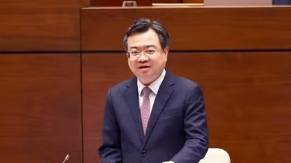 Construction minister suggests solutions to urban development issues