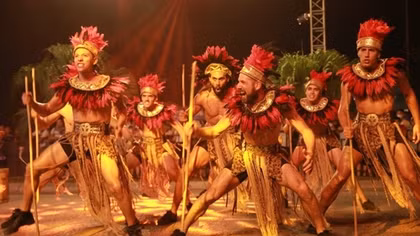 Sun Fest Street Carnival in Danang shows enthusiastic performances