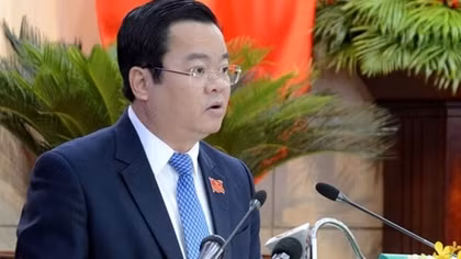 Incumbent, former officials of Da Nang, Quang Binh disciplined