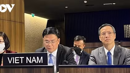 Vietnam pledges greater contributions to UNESCO