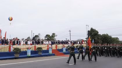 Flag-raising ceremony marks National Reunification Day