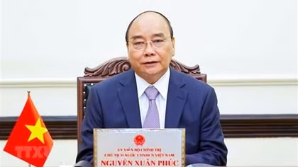 Vietnamese President meets with Japanese Emperor in Tokyo