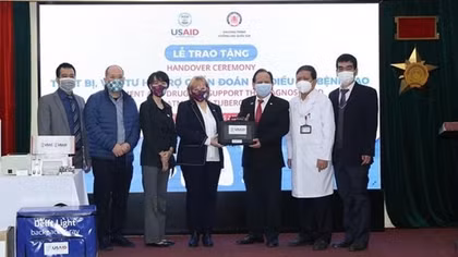 US offers Vietnam tuberculosis tools and medications