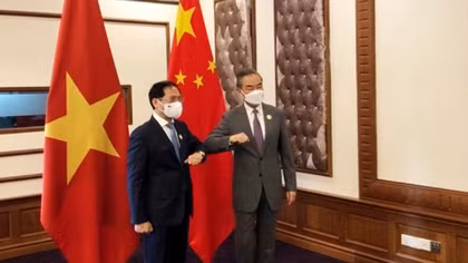 China wishes to enhance political trust with Vietnam, says Wang Yi