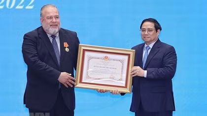 Cuban PM Manuel Marrero Cruz honoured with Ho Chi Minh Order