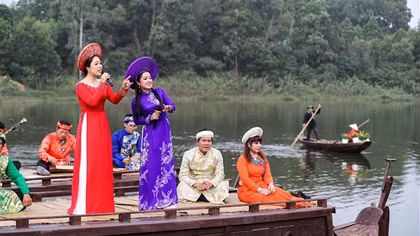 Contest honours cultural value of “Don ca tai tu”