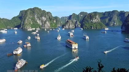 A look into beautiful Vietnam's Halong Bay