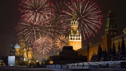Omicron dampens worldwide New Year celebrations