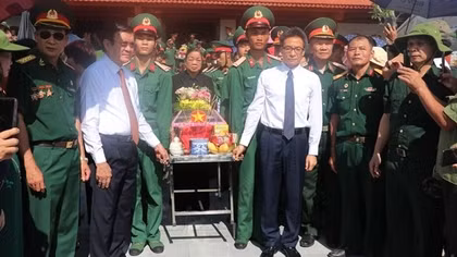 War martyrs’ remains reburied in Ha Giang