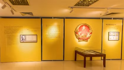 Virtual exhibition highlights Vietnam’s national flag, anthem and emblem