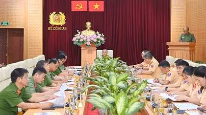 Traffic situation gets better after two months of traffic safety campaign, Major General Nguyen Van Trung