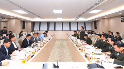Ministry of Public Security, Ha Noi, Ho Chi Minh City deploying housing projects for public security officers