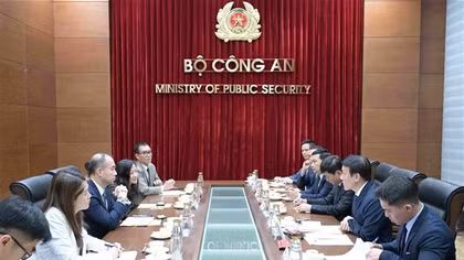Minister Luong Tam Quang urges FedEx to boost logistics, aviation security cooperation