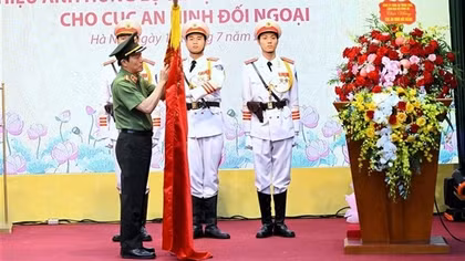 Department of External Security receives “Hero of the People’s Armed Forces” title