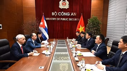 Vietnam, Cuba strengthen traditional friendship and cooperation