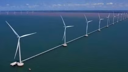 Removing bottlenecks crucial to offshore wind power development: insiders