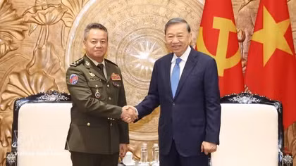 Vietnamese Party, State facilitate more substantive defence ties with Cambodia: Top leader