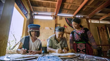 From mountain looms to global markets: Mong women preserves heritage through brocade