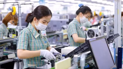 Vietnam joins world's top 30 most competitive economies, eyes further reforms