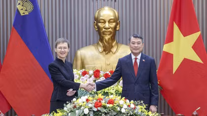 Vietnam and Liechtenstein strengthen exchanges on green finance development