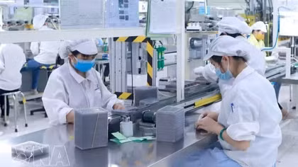 Vietnam's electronics industry faces trade deficit despite strong export growth